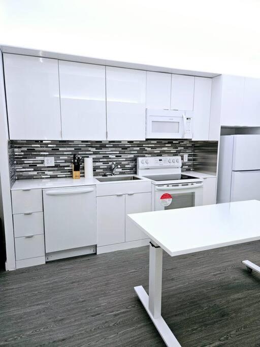 Tremont Smart 11 - A Kcm Property Cleveland Bagian luar foto